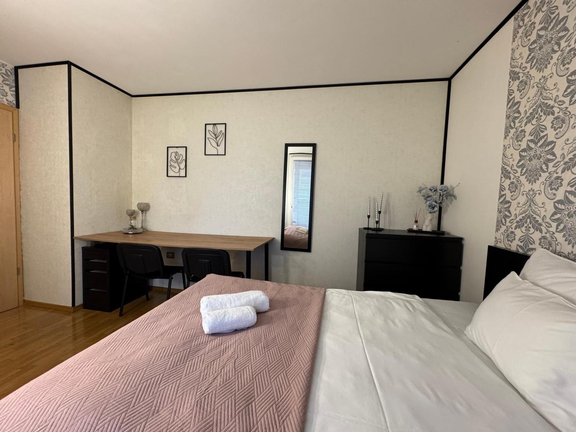 Titanium Apartment Изола Екстериор снимка