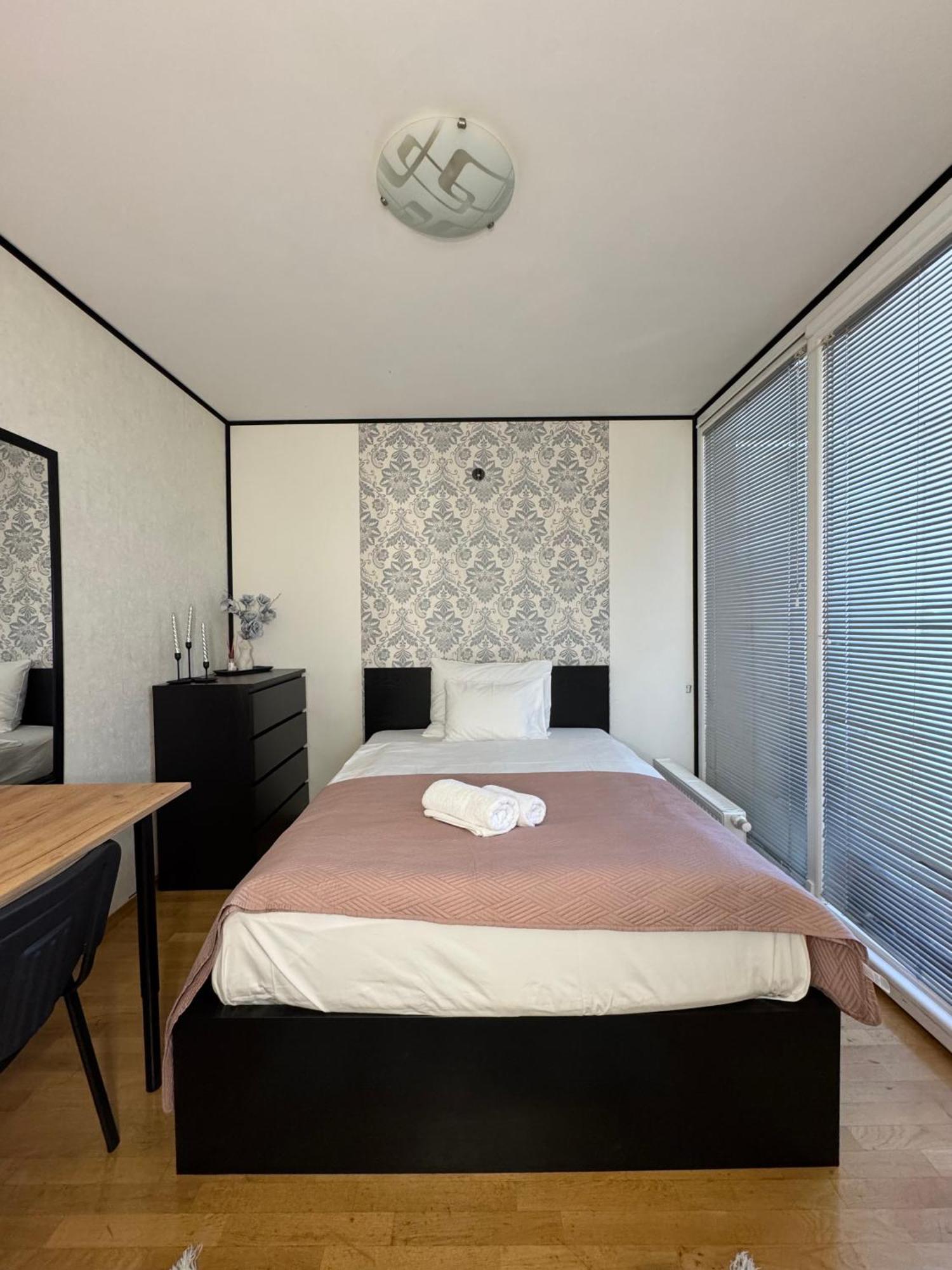Titanium Apartment Изола Екстериор снимка